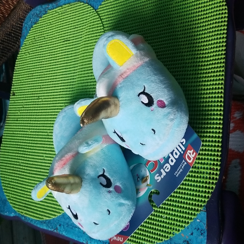 Slippers ladies size 7/8